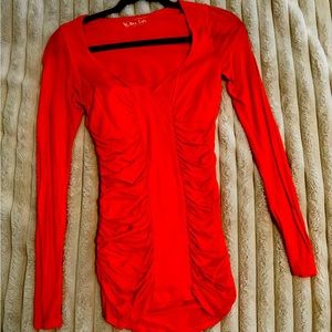 Beautiful ruched bra top that hugs every curve!!